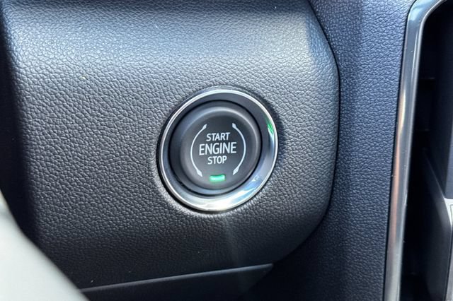 Used 2026 GMC Acadia AT4 AWD/4WD image 22