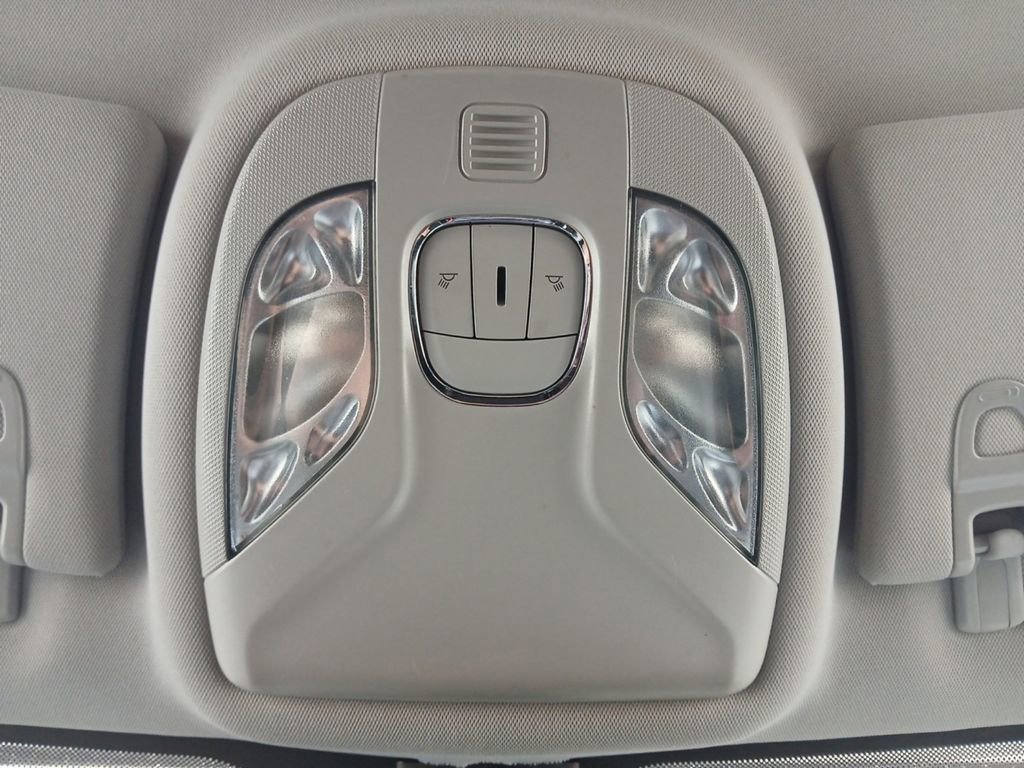 Used 2022 Jeep Compass Latitude AWD/4WD image 7
