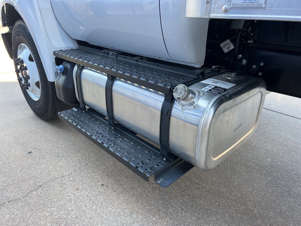 New 2027 Ford F650 2WD Regular Cab Super Duty image 10