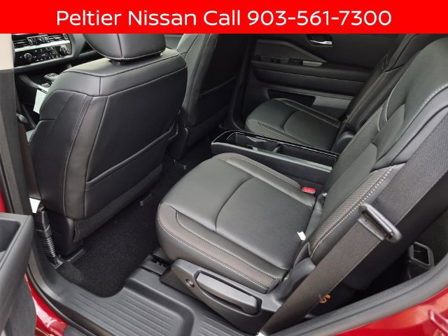 New 2026 Nissan Pathfinder SL w/ SL Premium Package FWD image 12