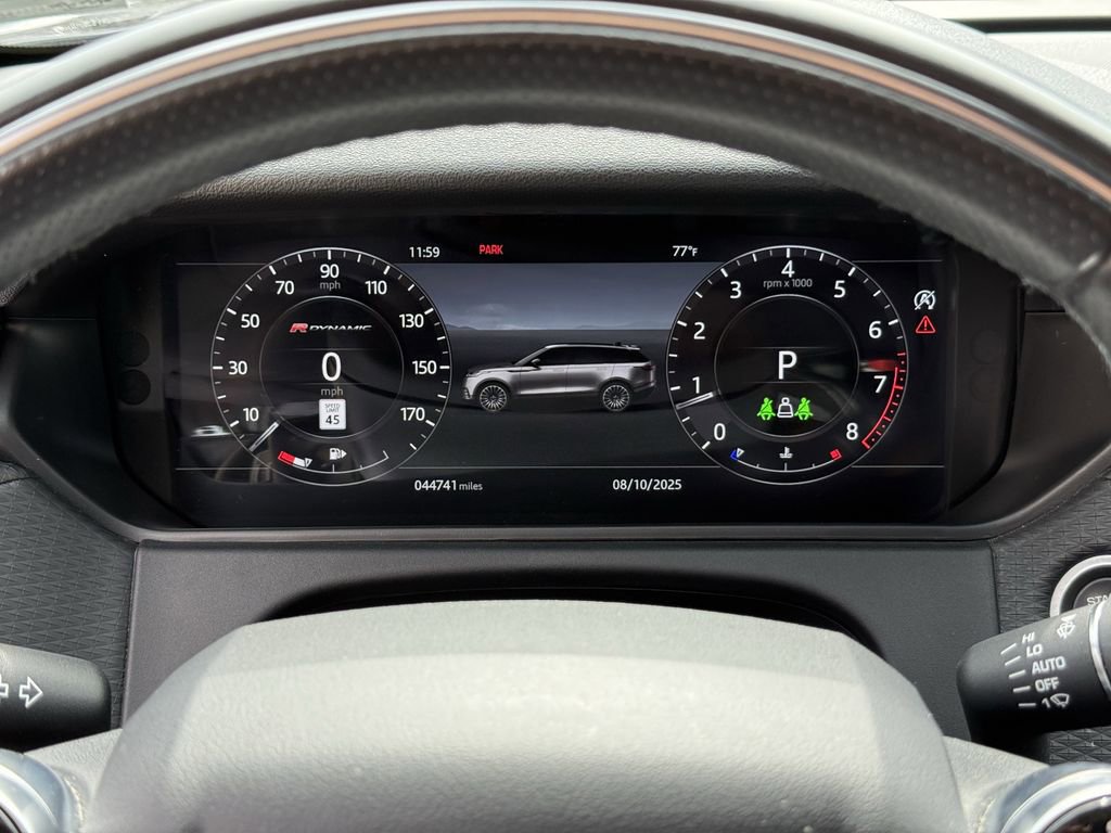 Used 2019 Land Rover Range Rover Velar R-Dynamic SE image 18