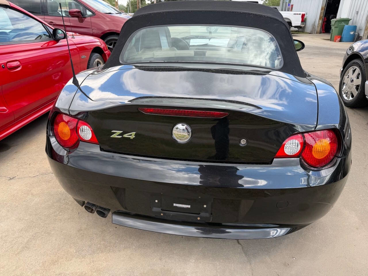 Used 2003 BMW Z4 3.0i image 6