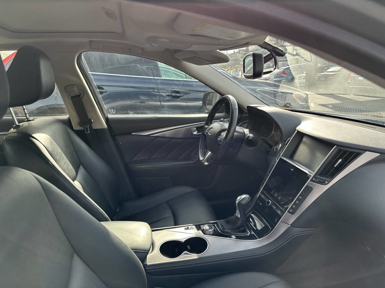 Used 2015 INFINITI Q50 Premium w/ Navigation Package image 24