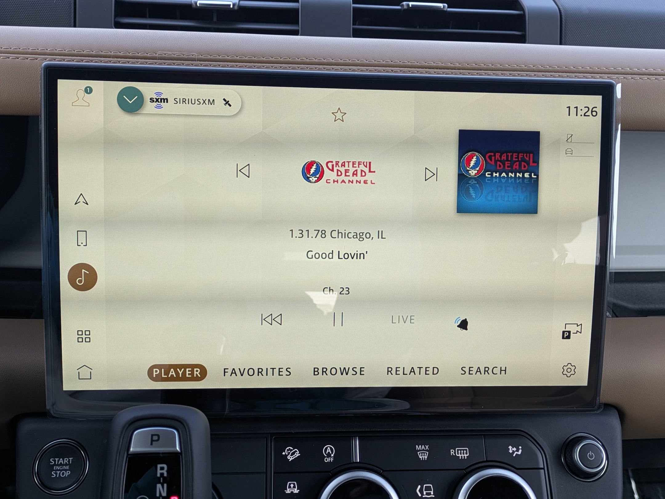 New 2026 Land Rover Defender 130 X-Dynamic SE image 12