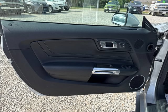 Used 2019 Ford Mustang GT Premium w/ Equipment Group 401A RWD image 19
