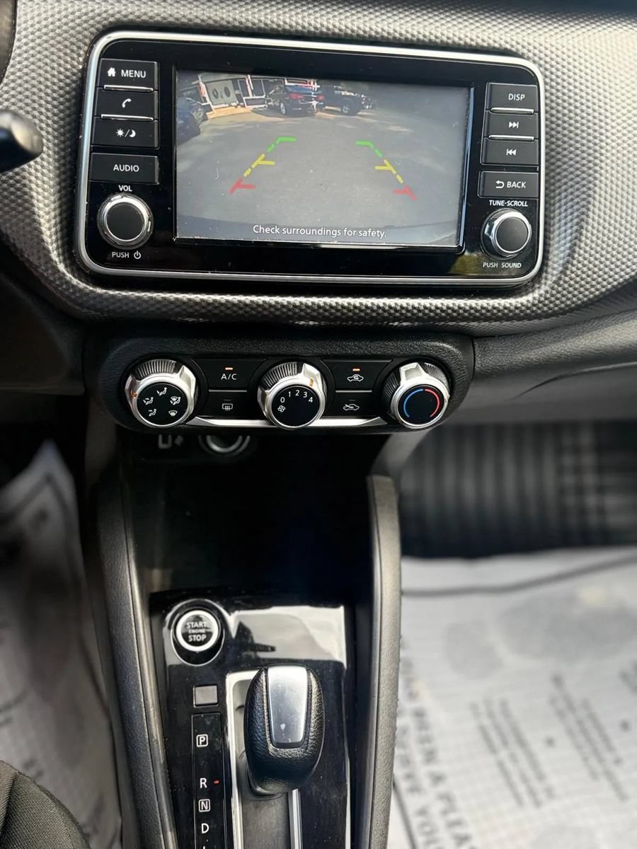 Used 2020 Nissan Kicks S FWD image 22