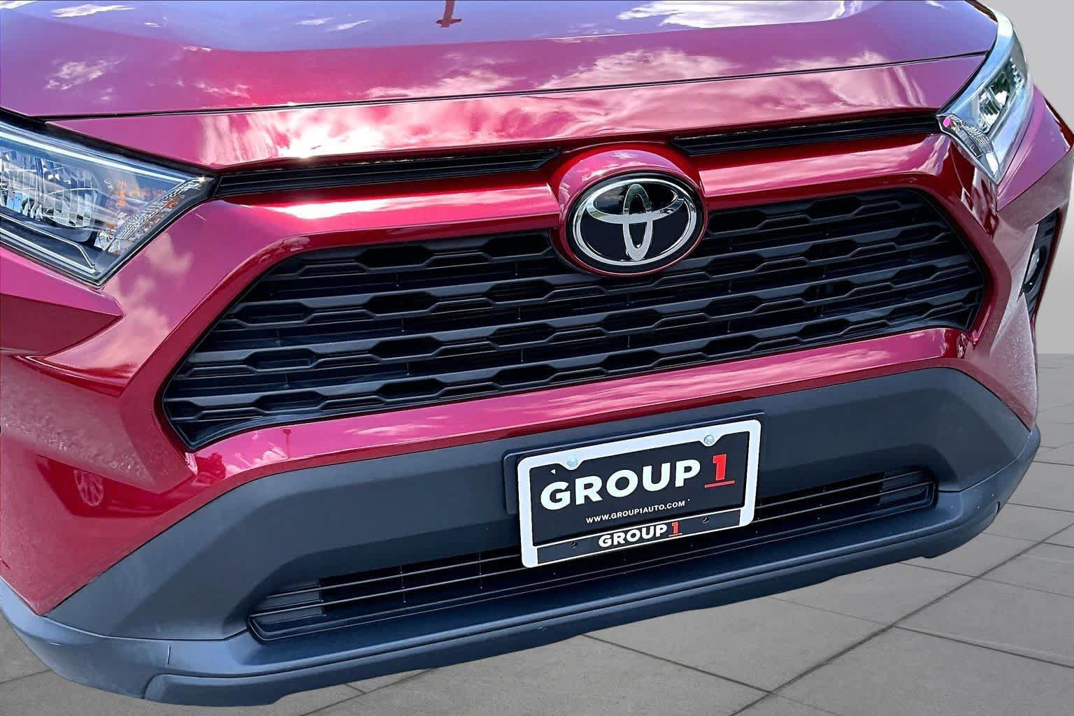 Used 2021 Toyota RAV4 XLE w/ Convenience Package AWD/4WD image 30