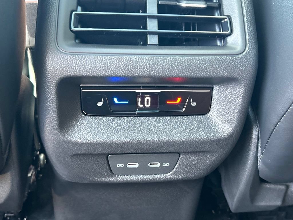 New 2026 Volkswagen Tiguan SEL R-Line AWD/4WD image 47