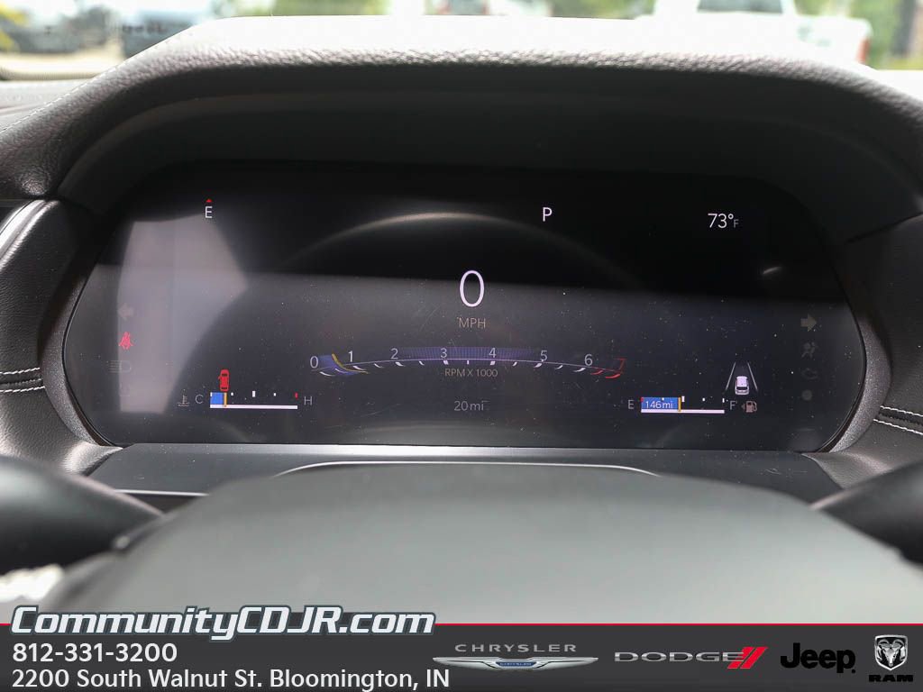 New 2025 Jeep Grand Cherokee Limited image 12