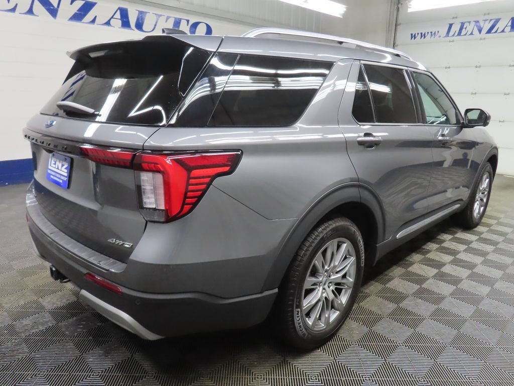Used 2026 Ford Explorer Platinum AWD/4WD image 5