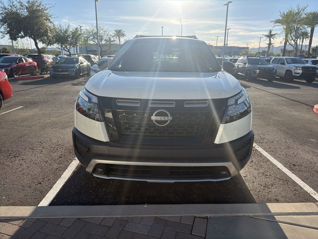 Used 2023 Nissan Pathfinder Rock Creek image 2