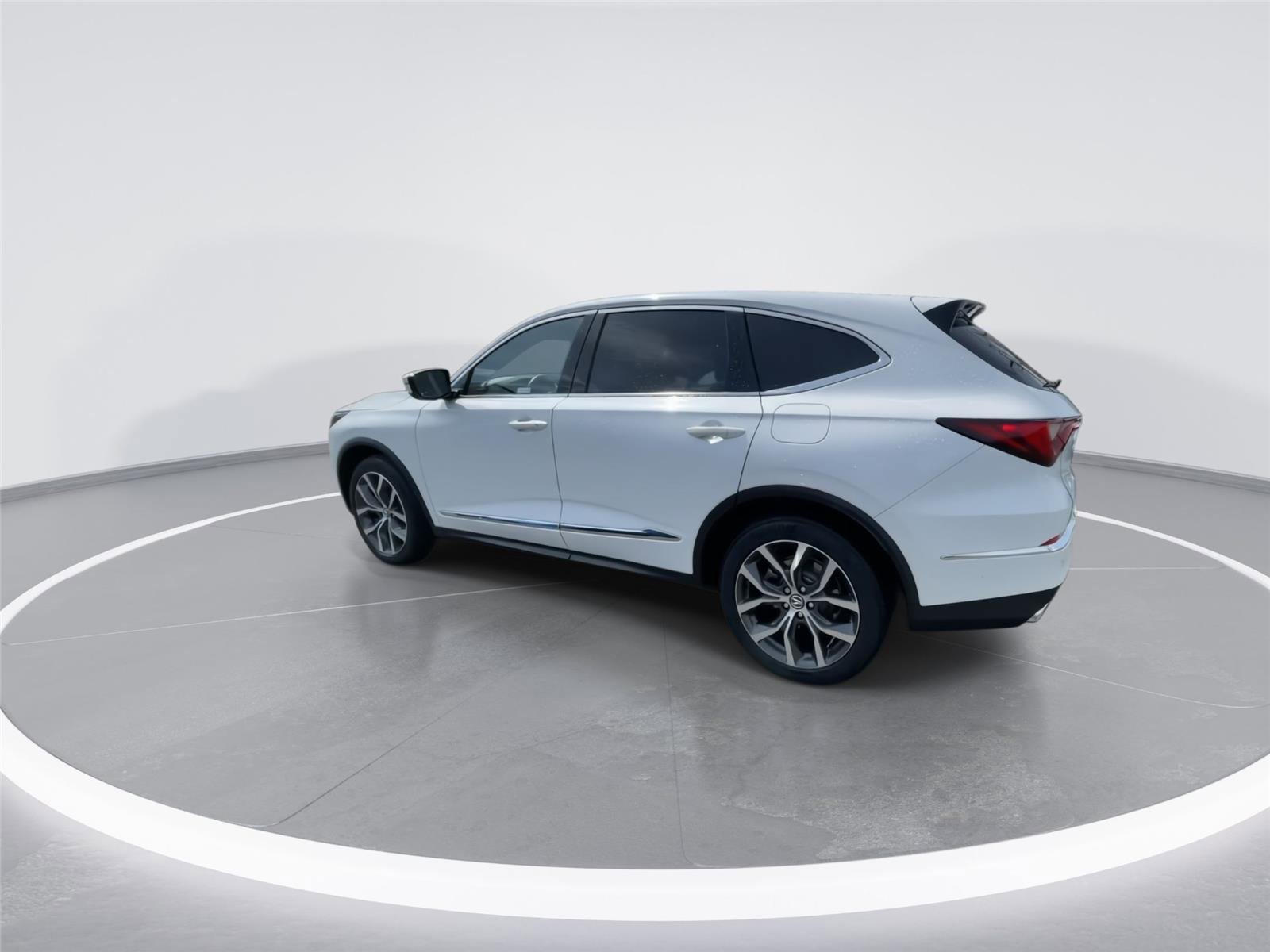 Used 2023 Acura MDX SH-AWD w/ Technology Package image 6