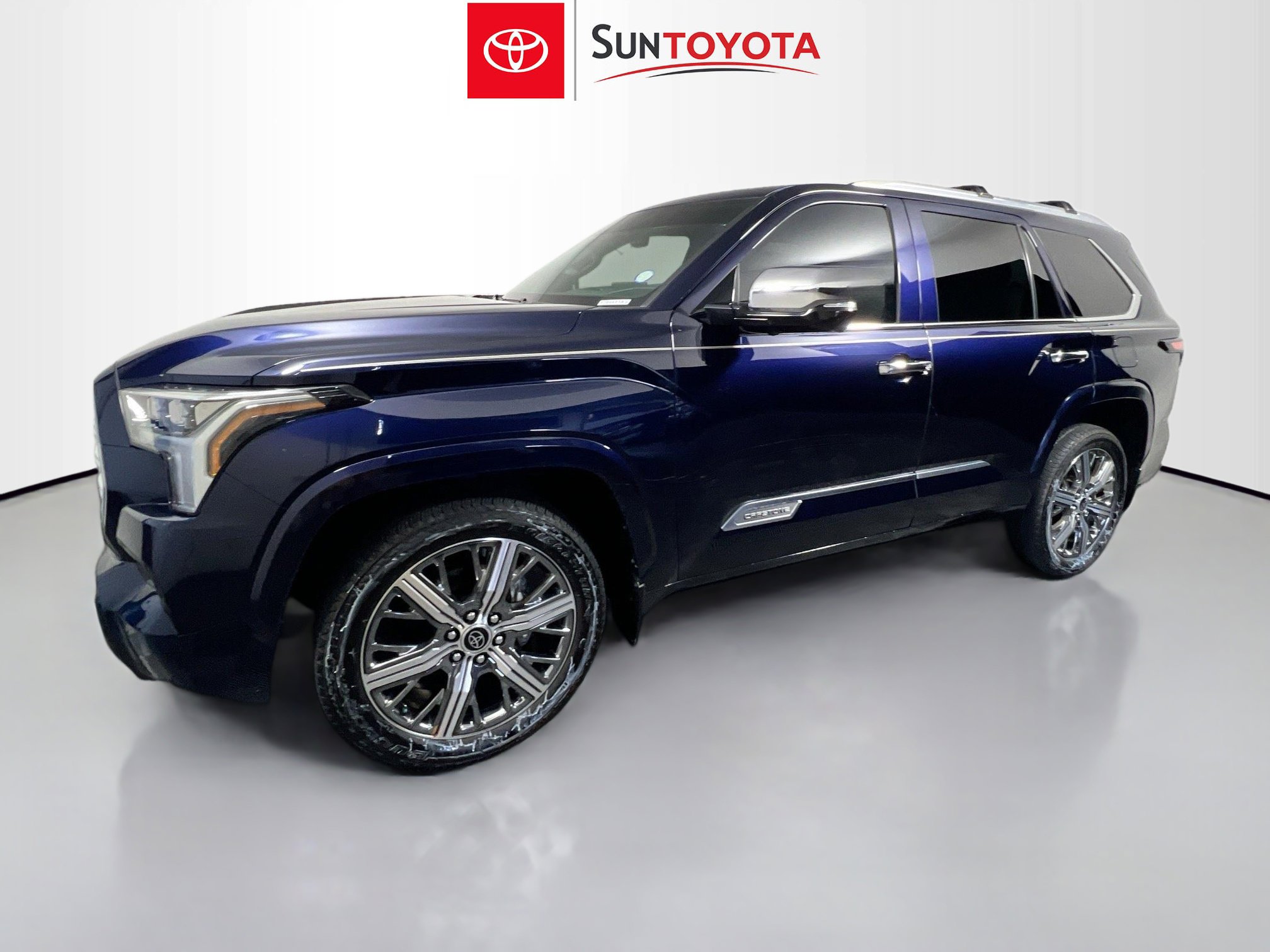 Used 2024 Toyota Sequoia Capstone AWD/4WD image 9
