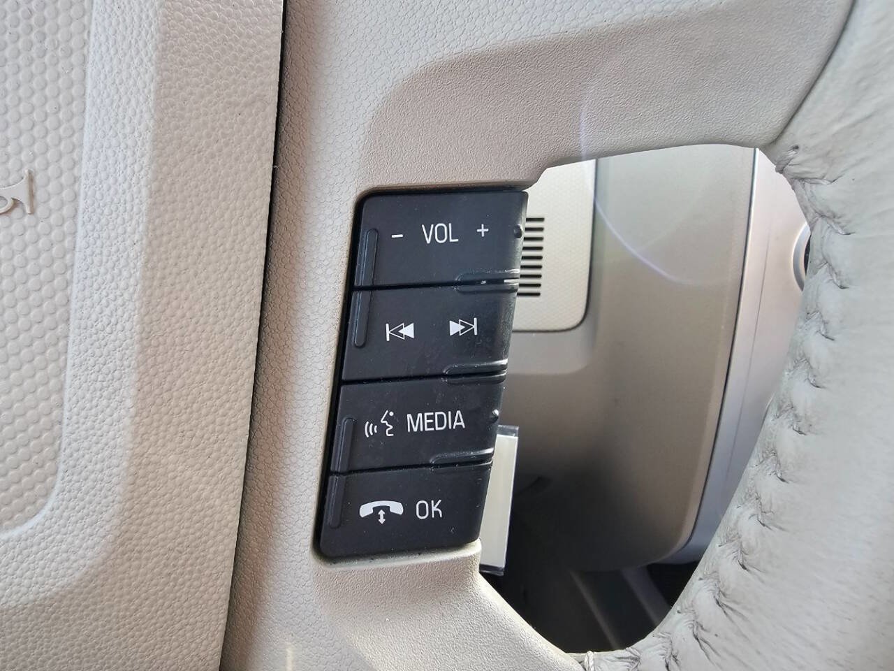 Used 2009 Mercury Mariner Premier image 33