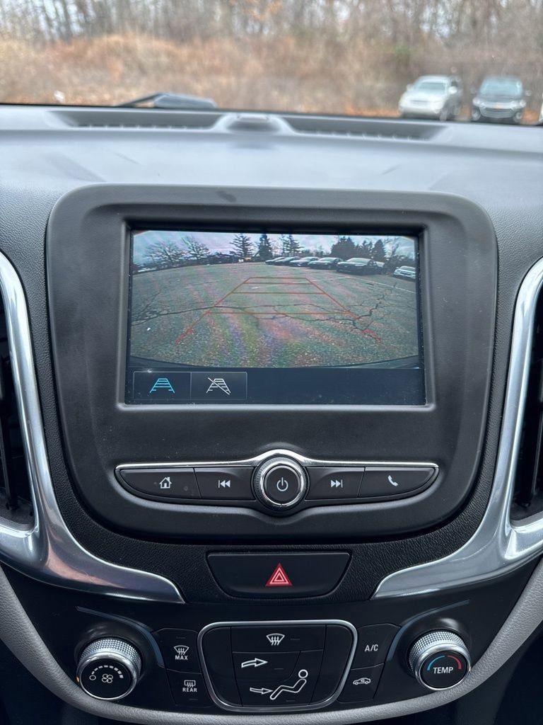 Used 2018 Chevrolet Equinox LS image 22