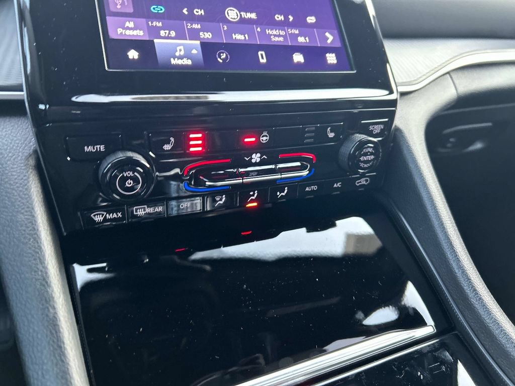 New 2025 Jeep Grand Cherokee L Altitude AWD/4WD image 11