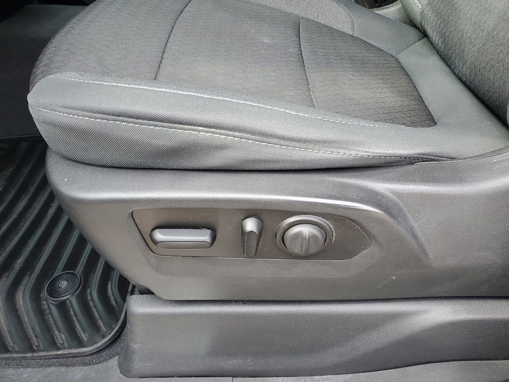 Certified 2020 GMC Sierra 1500 SLE w/ SLE Value Package image 6