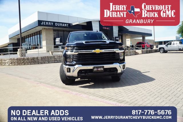 Used 2025 Chevrolet Silverado 3500 LT w/ Safety Package AWD/4WD image 2