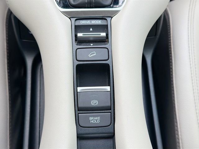 Used 2024 Honda HR-V EX-L image 43