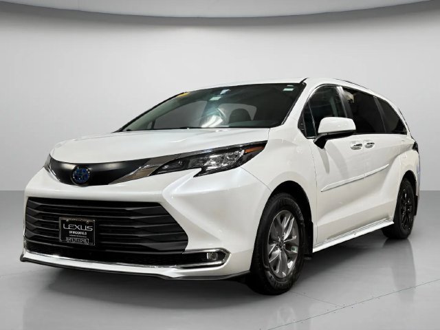 Used 2022 Toyota Sienna XLE FWD image 7