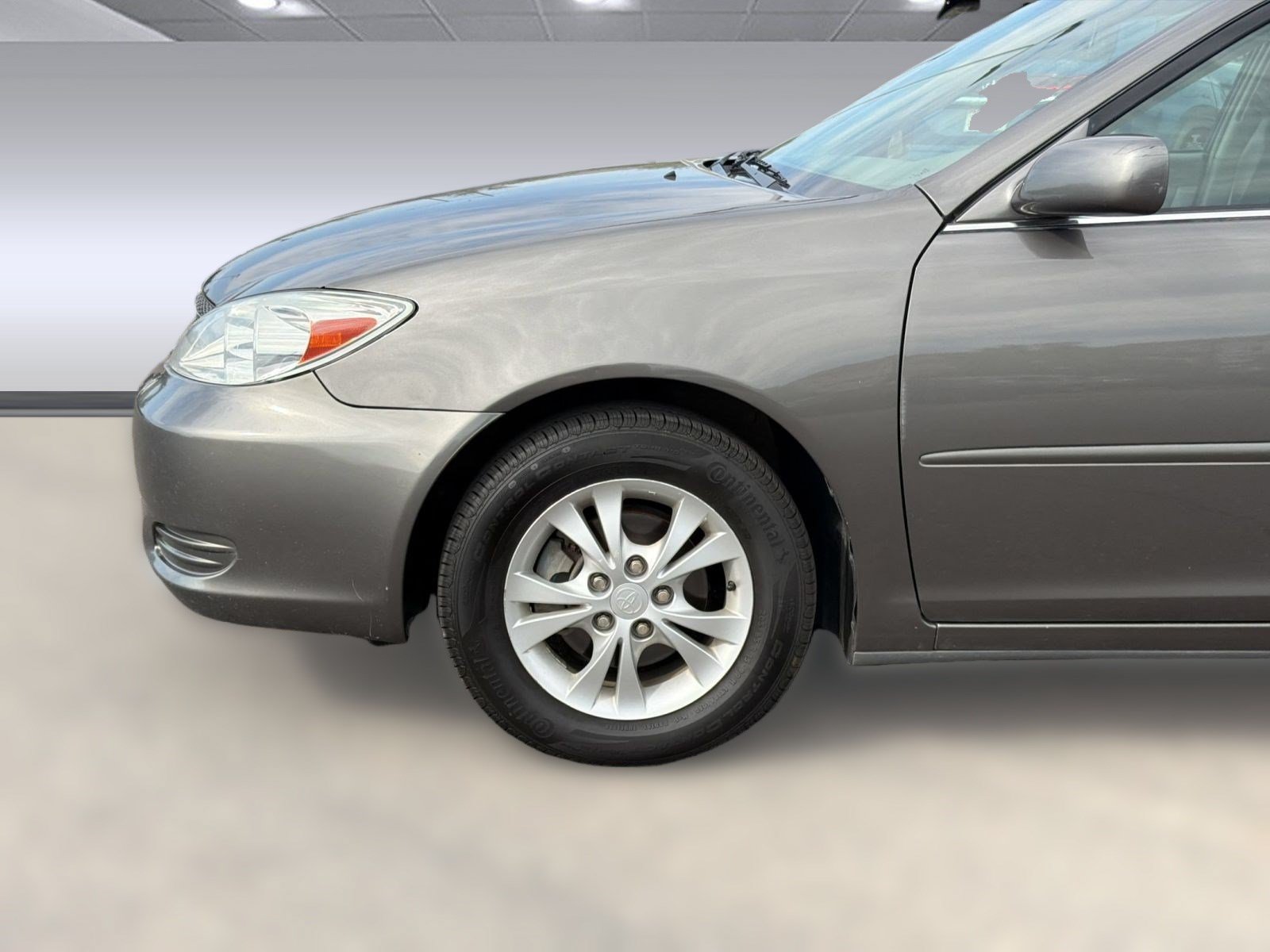Used 2004 Toyota Camry LE FWD image 12