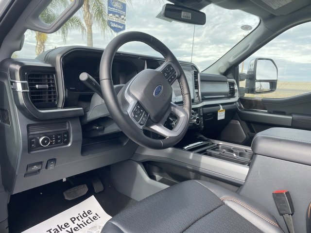 New 2026 Ford F250 Lariat w/ Lariat Premium Package image 9
