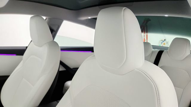 Used 2026 Tesla Model 3 RWD image 47