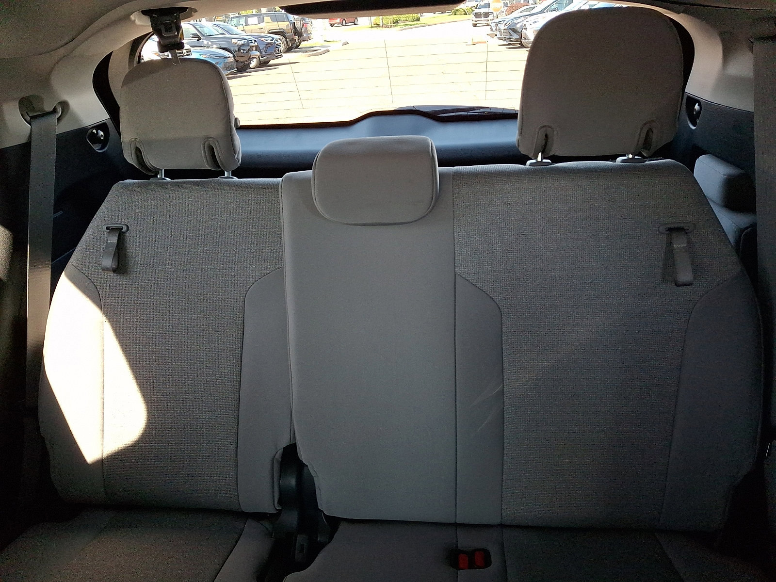 Used 2025 Toyota Sienna LE FWD image 10