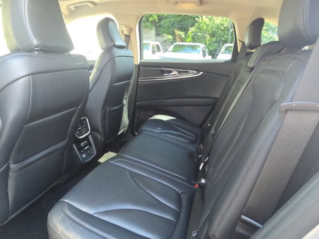 Certified 2023 Lincoln Nautilus Reserve AWD/4WD image 31