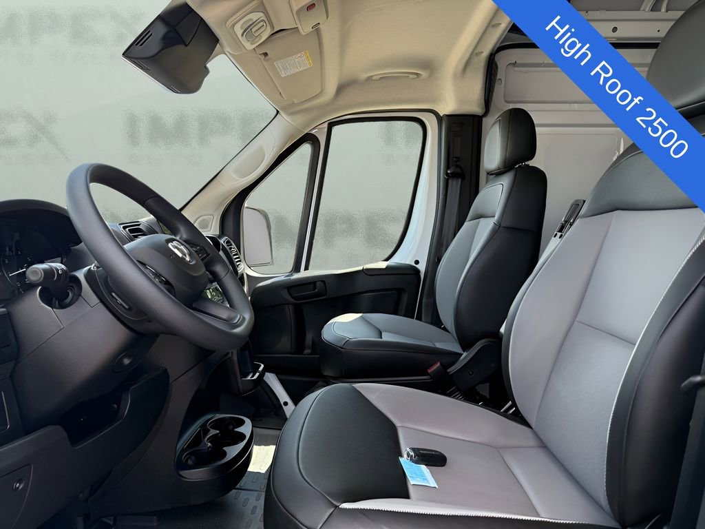Used 2026 RAM ProMaster 2500 w/ Convenience Group FWD image 9