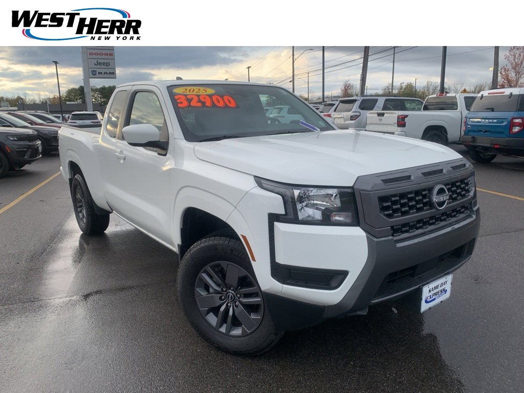 Used 2025 Nissan Frontier SV