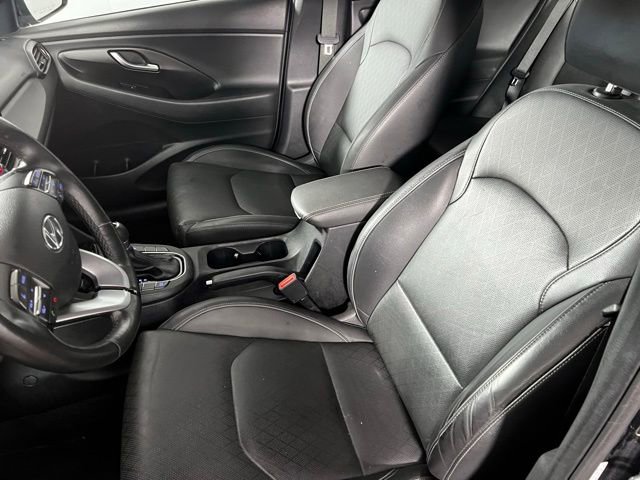 Used 2020 Hyundai Elantra GT w/ Style Package 02 image 12