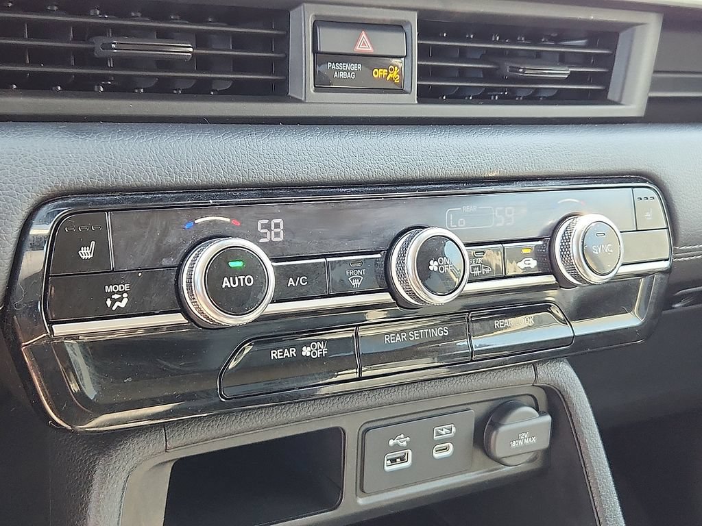 Used 2025 Honda Pilot EX-L image 11