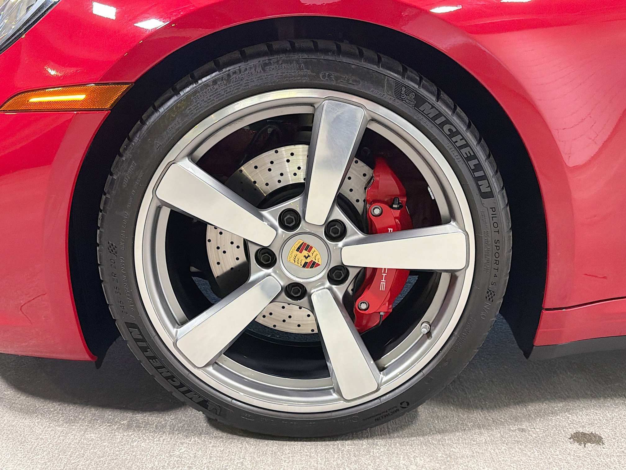 Certified 2024 Porsche 911 Targa 4S image 38