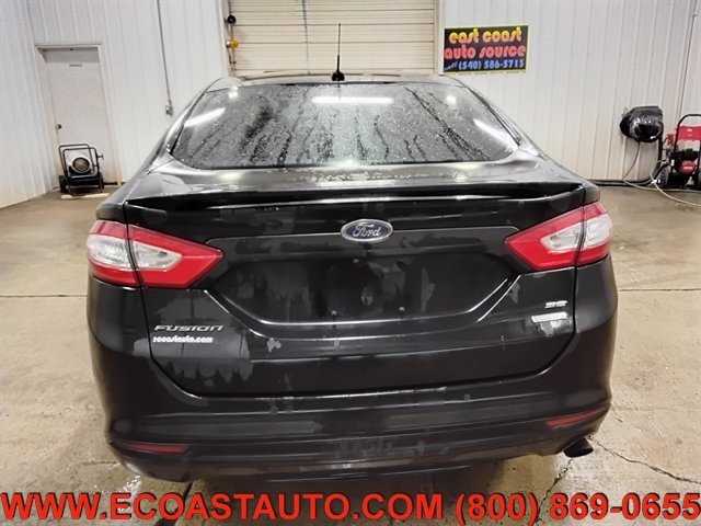 Used 2016 Ford Fusion SE image 8