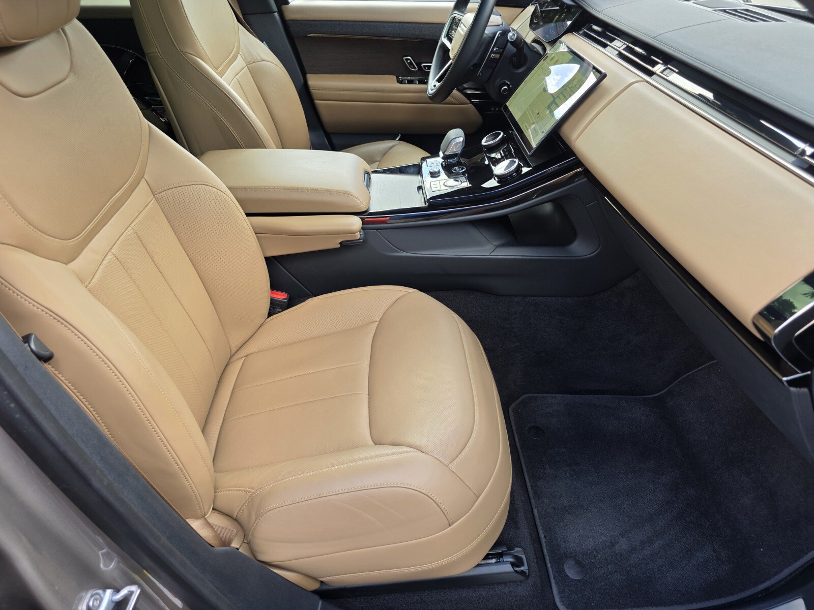 Certified 2023 Land Rover Range Rover Sport SE AWD/4WD image 3