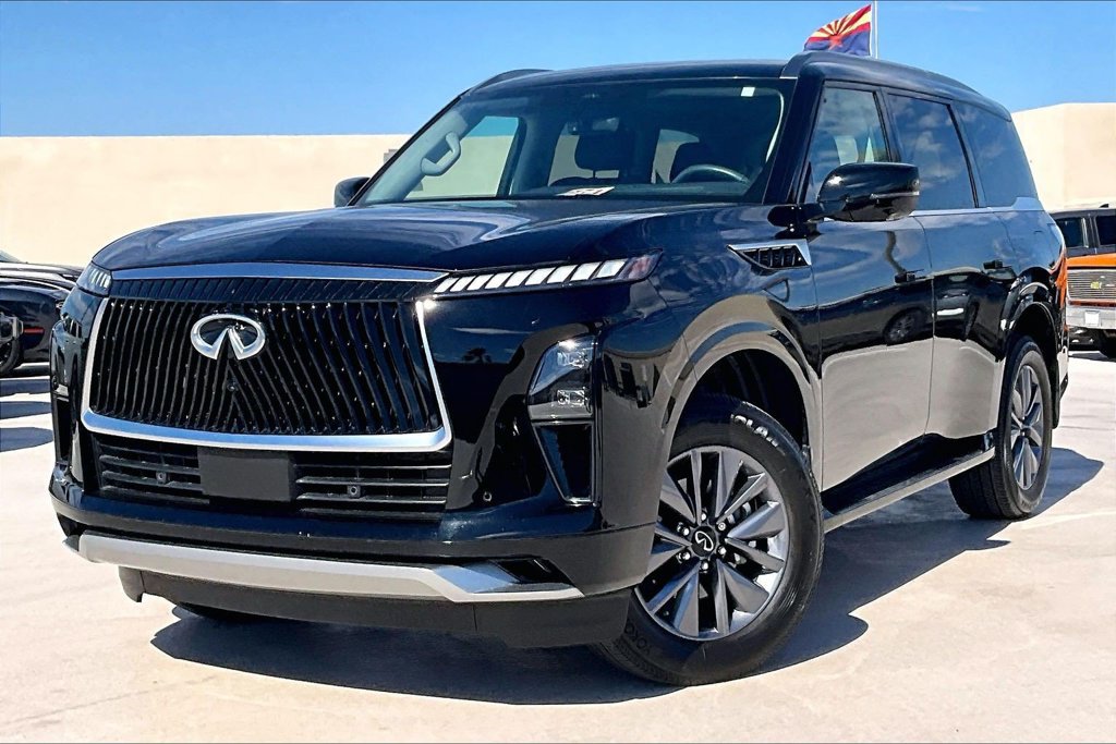 Used 2025 INFINITI QX80 Pure w/ Cargo Package