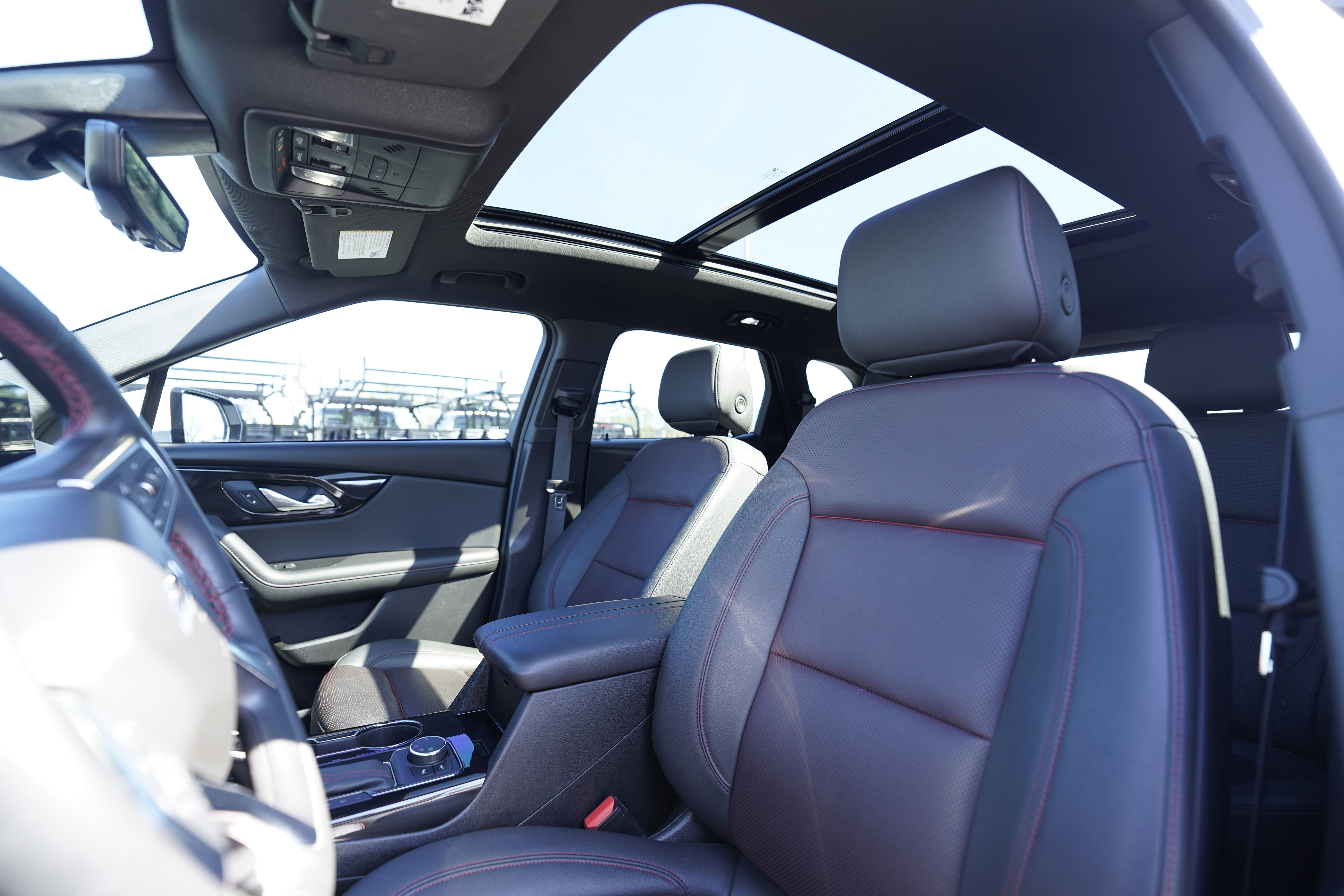 Used 2024 Chevrolet Blazer RS w/ Driver Confidence II Package image 9