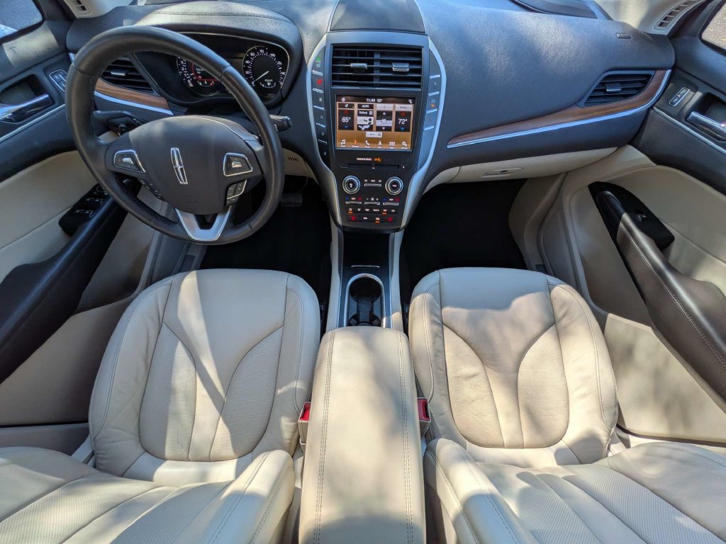Used 2019 Lincoln MKC Select w/ Select Plus Package FWD image 15