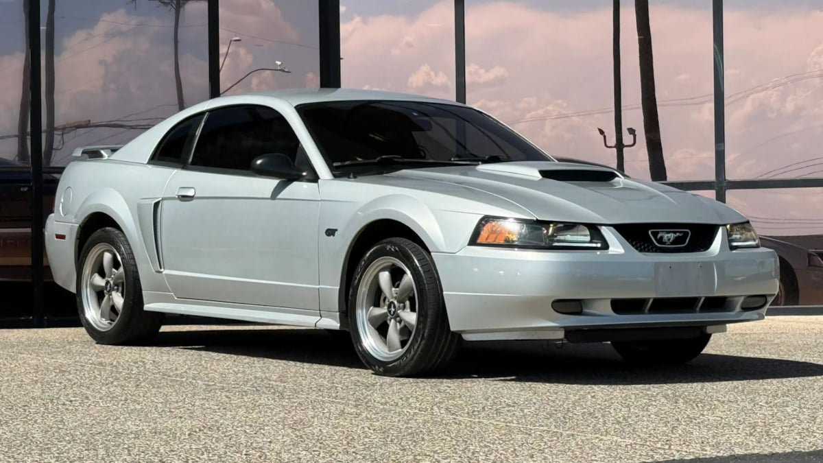 Used 2001 Ford Mustang GT Premium RWD image 17