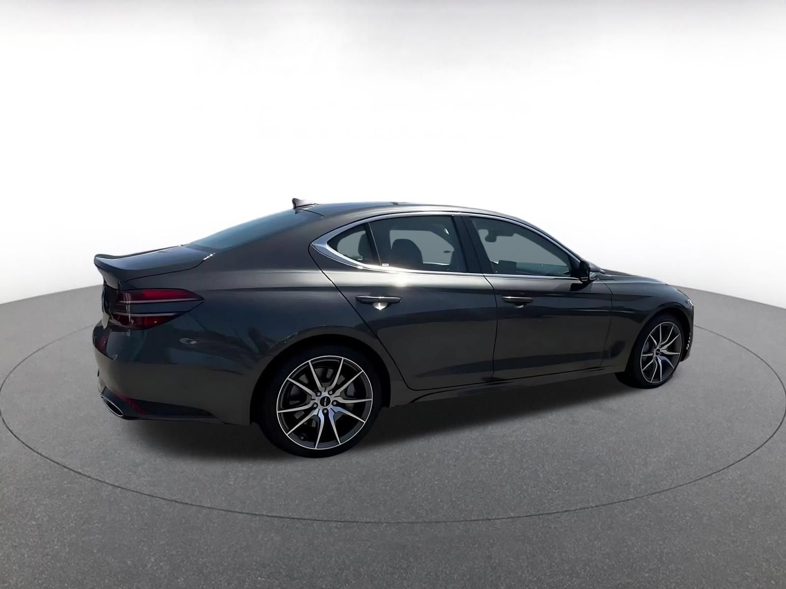 Used 2026 Genesis G70 2.5T RWD image 12