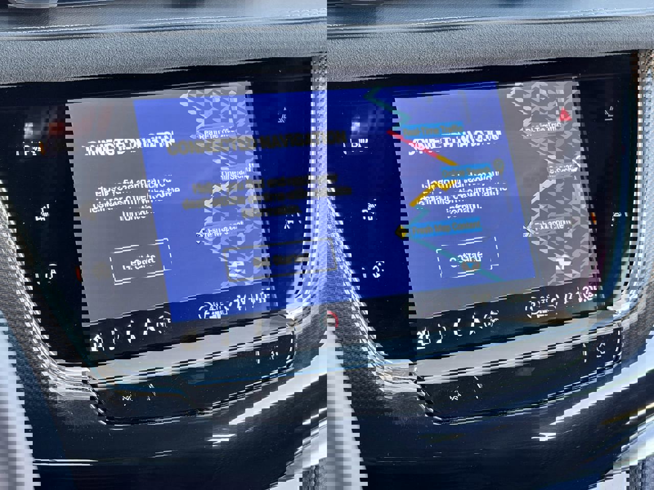 Certified 2025 Cadillac XT6 Premium Luxury w/ Platinum Package image 28