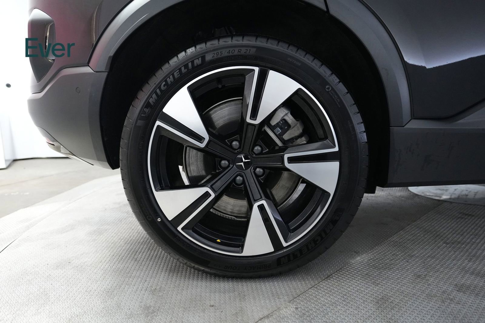 Used 2025 Polestar Polestar 3 image 22