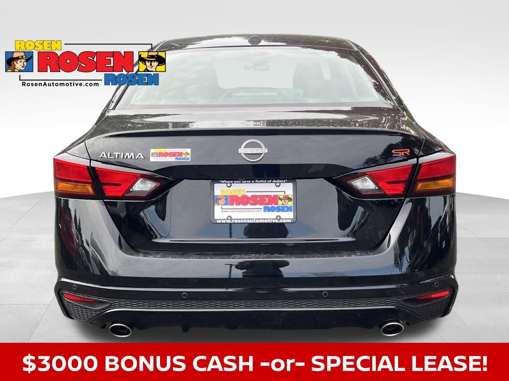 New 2025 Nissan Altima 2.5 SR w/ SR Premium Package image 4