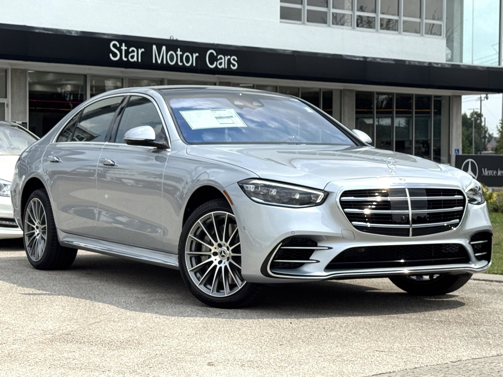 New 2026 Mercedes-Benz S 580 4MATIC Sedan image 1