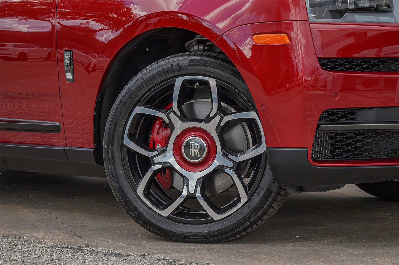 Certified 2024 Rolls-Royce Cullinan Black Badge w/ Dark Exterior Package image 2