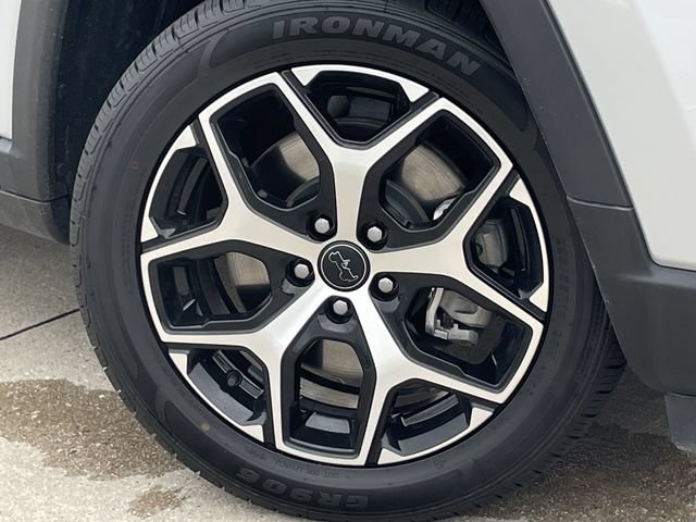 Used 2025 Jeep Compass Limited AWD/4WD image 10