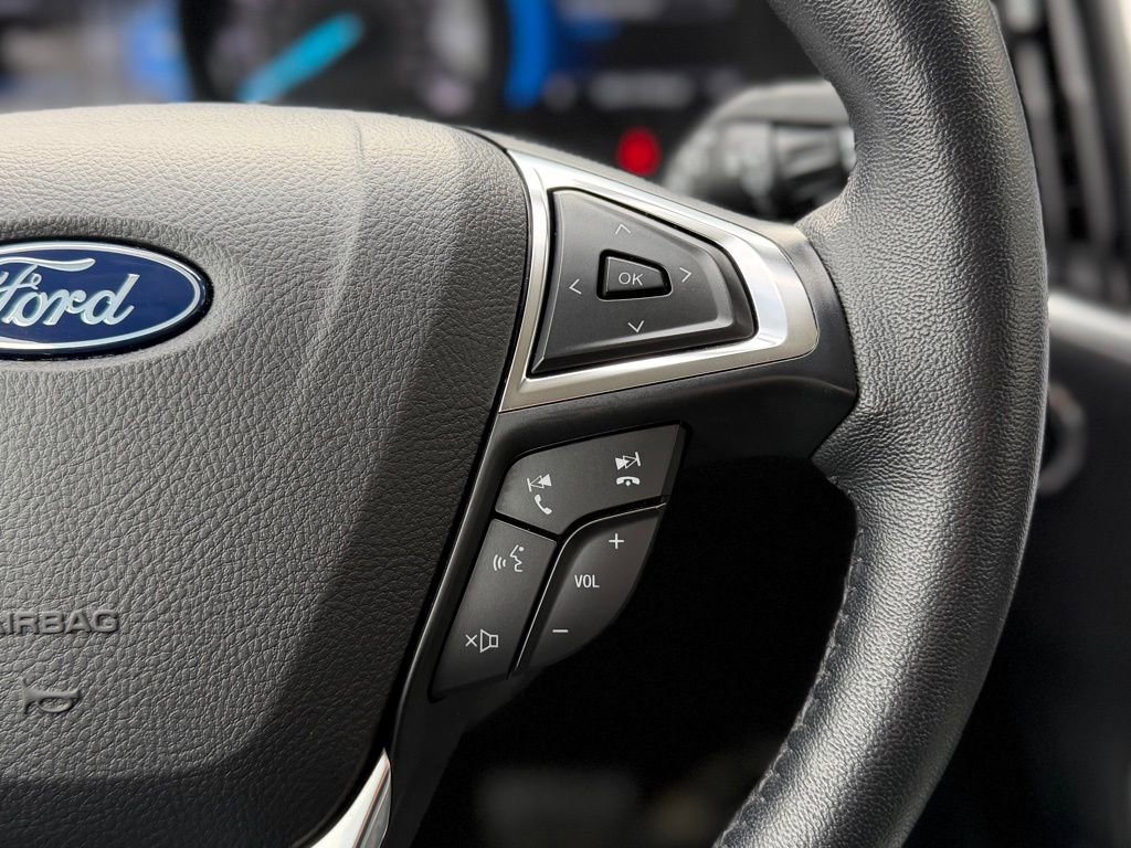 Used 2024 Ford Edge Titanium AWD/4WD image 9