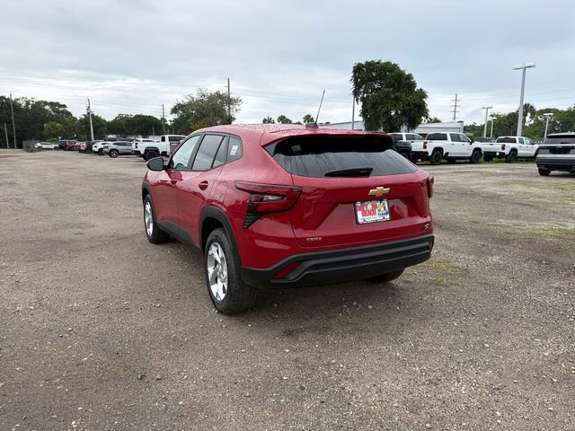 New 2026 Chevrolet Trax LS w/ LS Convenience Package FWD image 10