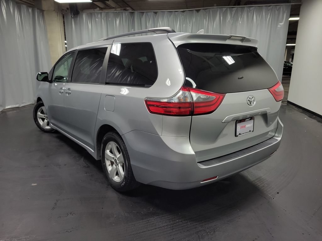 Used 2020 Toyota Sienna LE FWD image 6